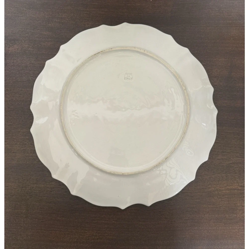 Unmarked italian ceramic